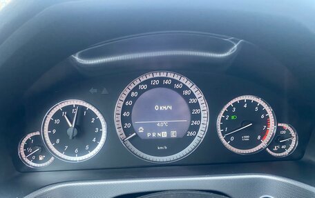 Mercedes-Benz E-Класс, 2010 год, 1 300 000 рублей, 26 фотография