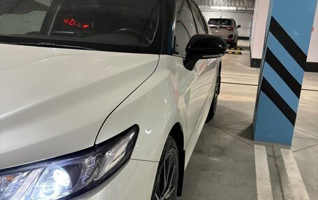 Toyota Camry, 2021 год, 3 700 000 рублей, 2 фотография