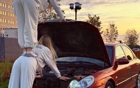 Hyundai Sonata IV рестайлинг, 2005 год, 350 000 рублей, 7 фотография