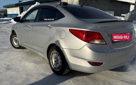 Hyundai Solaris II рестайлинг, 2013 год, 850 000 рублей, 11 фотография
