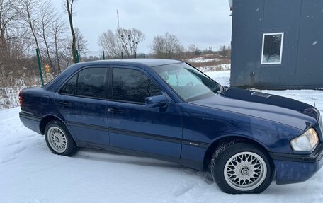 Mercedes-Benz C-Класс, 1996 год, 300 000 рублей, 4 фотография