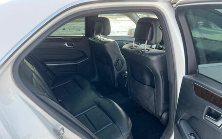 Mercedes-Benz E-Класс, 2013 год, 2 129 000 рублей, 13 фотография