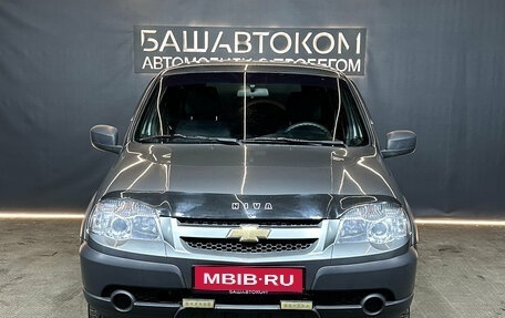 Chevrolet Niva I рестайлинг, 2017 год, 750 000 рублей, 2 фотография