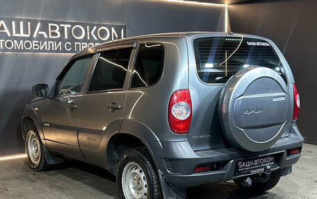 Chevrolet Niva I рестайлинг, 2017 год, 750 000 рублей, 6 фотография