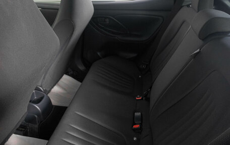 Toyota Yaris, 2021 год, 1 439 000 рублей, 10 фотография