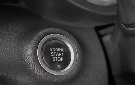 Toyota Yaris, 2021 год, 1 439 000 рублей, 19 фотография