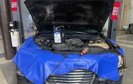 Chrysler 300C II, 2012 год, 1 350 000 рублей, 29 фотография