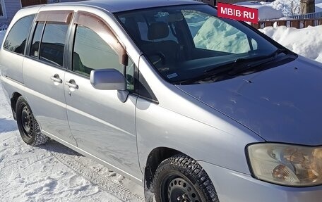 Nissan Liberty, 2001 год, 550 000 рублей, 3 фотография