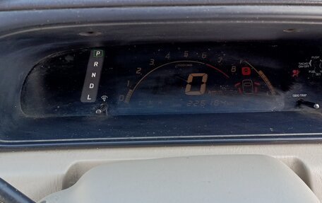 Nissan Liberty, 2001 год, 550 000 рублей, 19 фотография