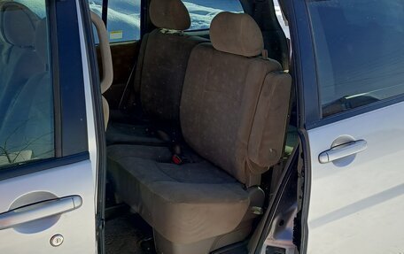 Nissan Liberty, 2001 год, 550 000 рублей, 9 фотография