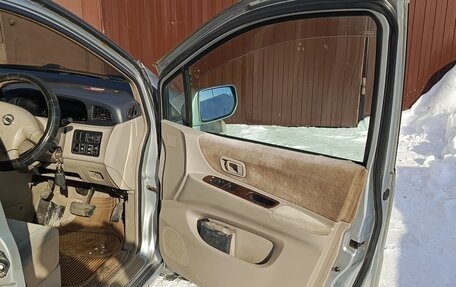 Nissan Liberty, 2001 год, 550 000 рублей, 16 фотография