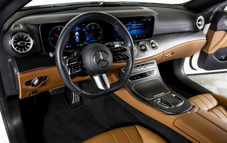 Mercedes-Benz E-Класс, 2023 год, 7 500 000 рублей, 32 фотография