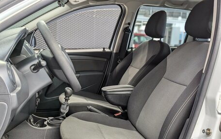 Renault Duster I рестайлинг, 2017 год, 1 200 000 рублей, 11 фотография