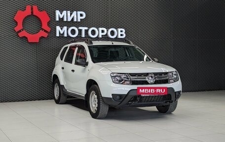 Renault Duster I рестайлинг, 2017 год, 1 200 000 рублей, 3 фотография