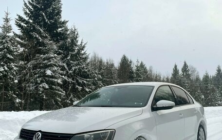 Volkswagen Jetta VI, 2012 год, 850 000 рублей, 1 фотография