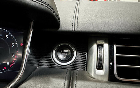 Land Rover Range Rover IV рестайлинг, 2018 год, 8 400 000 рублей, 25 фотография