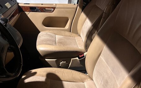 Volkswagen Multivan T5, 2007 год, 699 999 рублей, 14 фотография