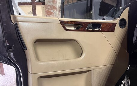 Volkswagen Multivan T5, 2007 год, 699 999 рублей, 12 фотография