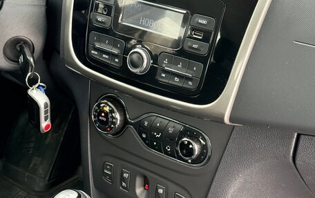 Renault Sandero II рестайлинг, 2018 год, 1 060 000 рублей, 22 фотография