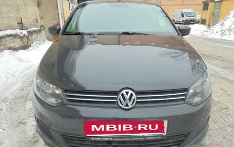 Volkswagen Polo VI (EU Market), 2012 год, 585 000 рублей, 2 фотография