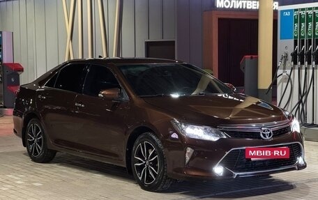 Toyota Camry, 2018 год, 1 900 000 рублей, 14 фотография