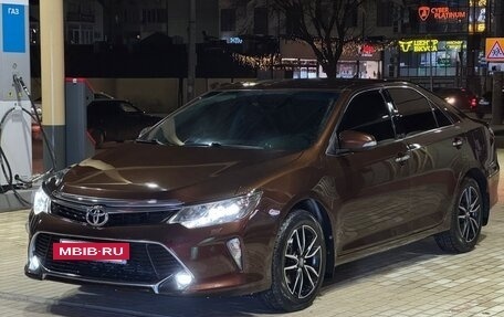 Toyota Camry, 2018 год, 1 900 000 рублей, 16 фотография