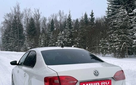 Volkswagen Jetta VI, 2012 год, 850 000 рублей, 2 фотография