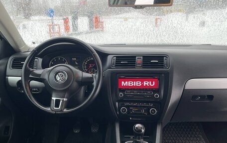 Volkswagen Jetta VI, 2012 год, 850 000 рублей, 26 фотография