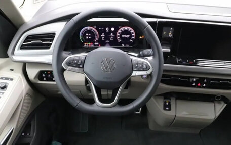 Volkswagen Multivan, 2025 год, 14 500 000 рублей, 6 фотография