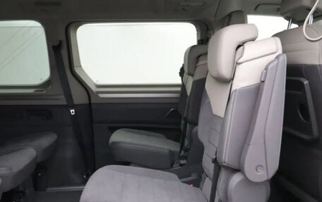 Volkswagen Multivan T6 рестайлинг, 2025 год, 14 500 000 рублей, 2 фотография