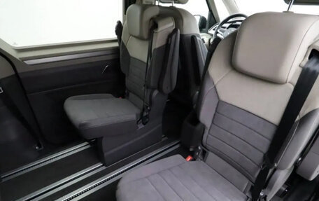 Volkswagen Multivan T6 рестайлинг, 2025 год, 14 500 000 рублей, 13 фотография