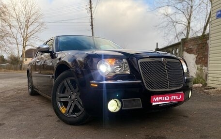 Chrysler 300C II, 2005 год, 1 300 000 рублей, 1 фотография