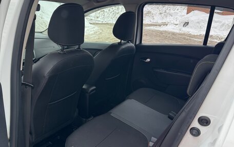 Renault Sandero II рестайлинг, 2022 год, 1 360 000 рублей, 3 фотография