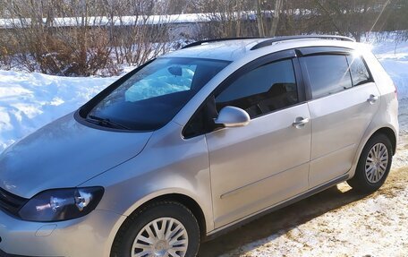 Volkswagen Golf Plus II, 2012 год, 700 000 рублей, 2 фотография