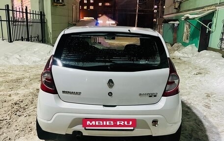 Renault Sandero I, 2013 год, 479 000 рублей, 2 фотография