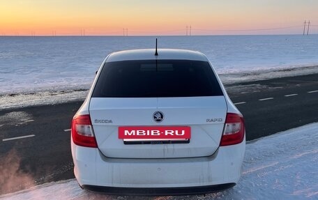 Skoda Rapid I, 2015 год, 950 000 рублей, 6 фотография