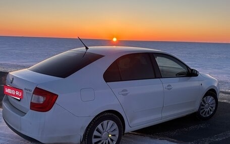 Skoda Rapid I, 2015 год, 950 000 рублей, 7 фотография