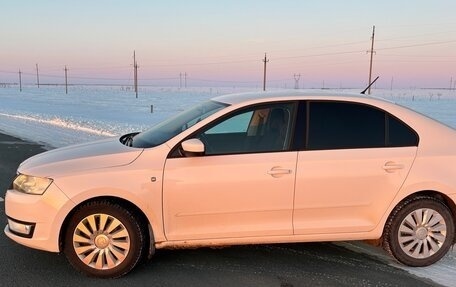 Skoda Rapid I, 2015 год, 950 000 рублей, 4 фотография