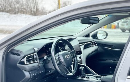 Toyota Camry, 2022 год, 3 250 000 рублей, 7 фотография