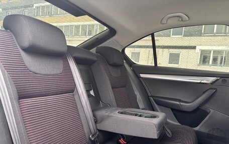 Skoda Octavia, 2015 год, 1 350 000 рублей, 23 фотография