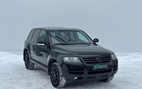 Volkswagen Touareg III, 2006 год, 685 000 рублей, 3 фотография