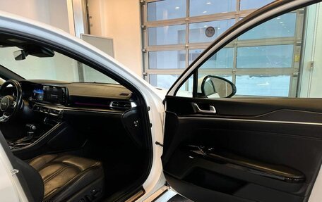 KIA K5, 2022 год, 2 900 000 рублей, 25 фотография