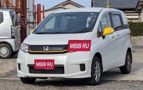 Honda Freed I, 2015 год, 943 000 рублей, 3 фотография