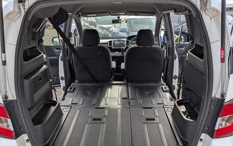 Honda Freed I, 2015 год, 943 000 рублей, 29 фотография