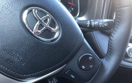 Toyota RAV4, 2014 год, 2 597 000 рублей, 29 фотография