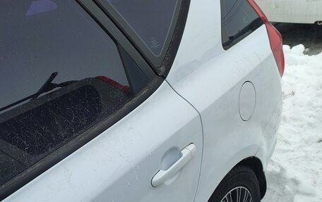 KIA cee'd I рестайлинг, 2010 год, 700 000 рублей, 6 фотография