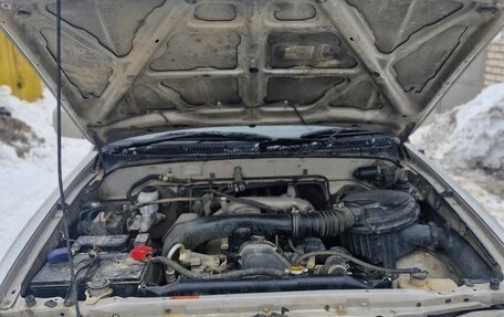 Toyota Hilux Surf III рестайлинг, 1995 год, 630 000 рублей, 7 фотография