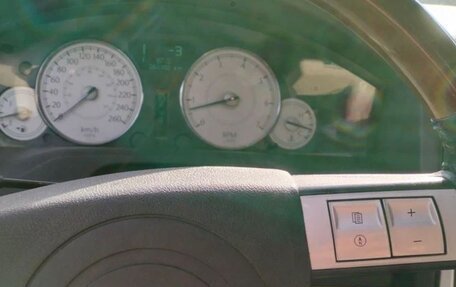 Chrysler 300C II, 2005 год, 1 300 000 рублей, 12 фотография