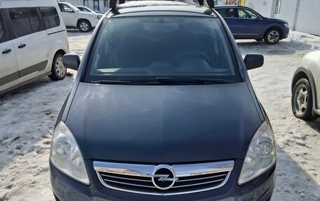Opel Zafira B, 2010 год, 770 000 рублей, 2 фотография