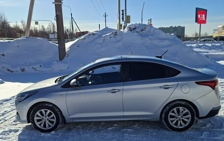 Hyundai Solaris II рестайлинг, 2022 год, 1 750 000 рублей, 1 фотография